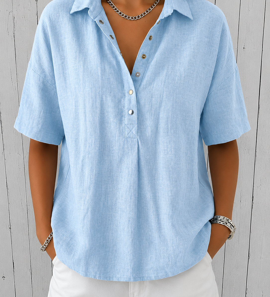 Ragnhild – Blus med krage och knappar